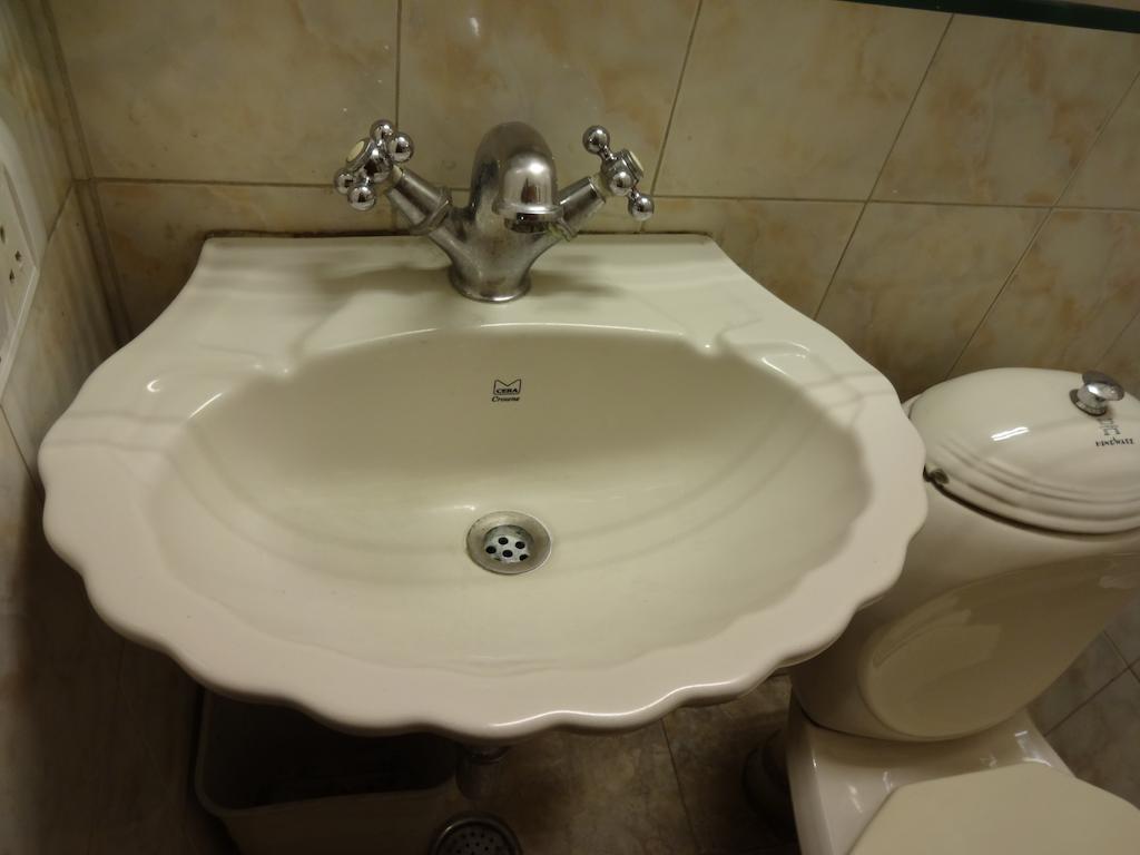 Alka Premiere Otel Yeni Delhi Dış mekan fotoğraf